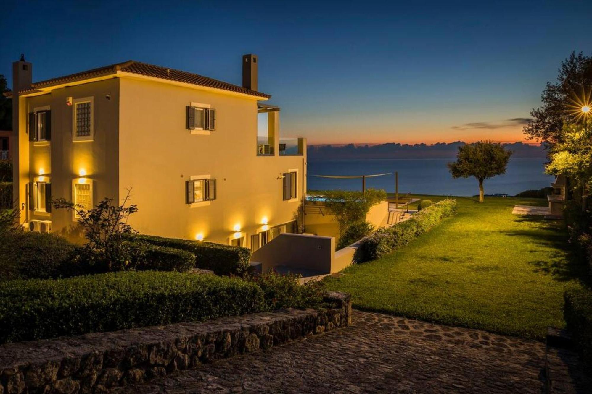 Grande Azzurro In Lakithra Villa Exterior photo