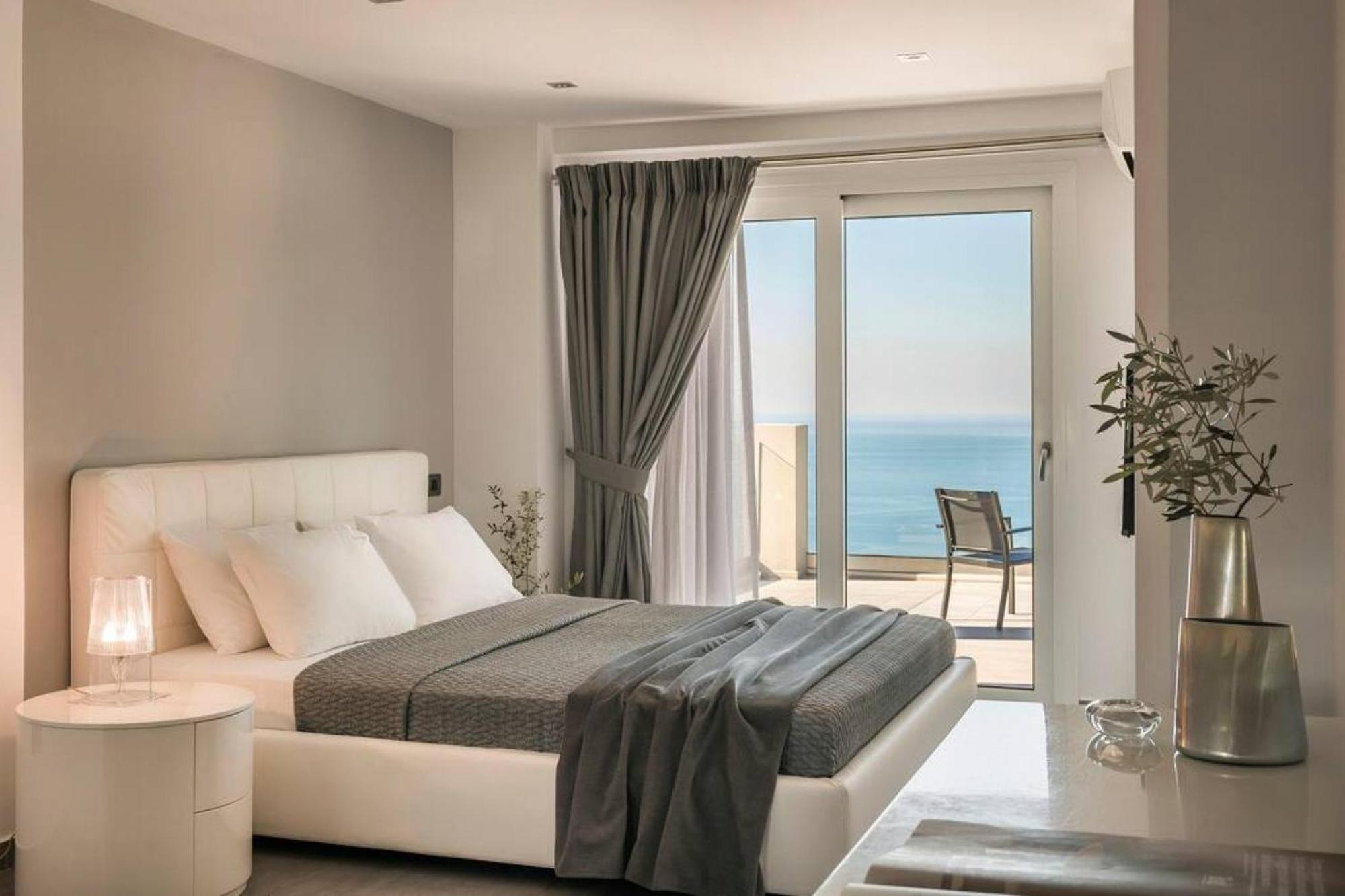 Grande Azzurro In Lakithra Villa Exterior photo